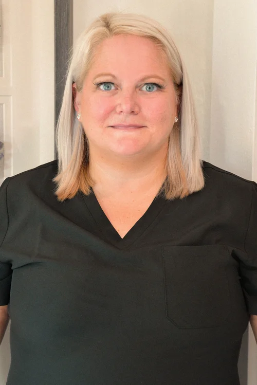 Bridget, Receptionist at Harmony Falls